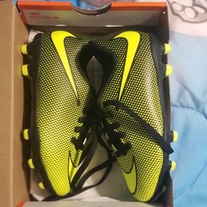 Nike toddler soccer cleats 10c